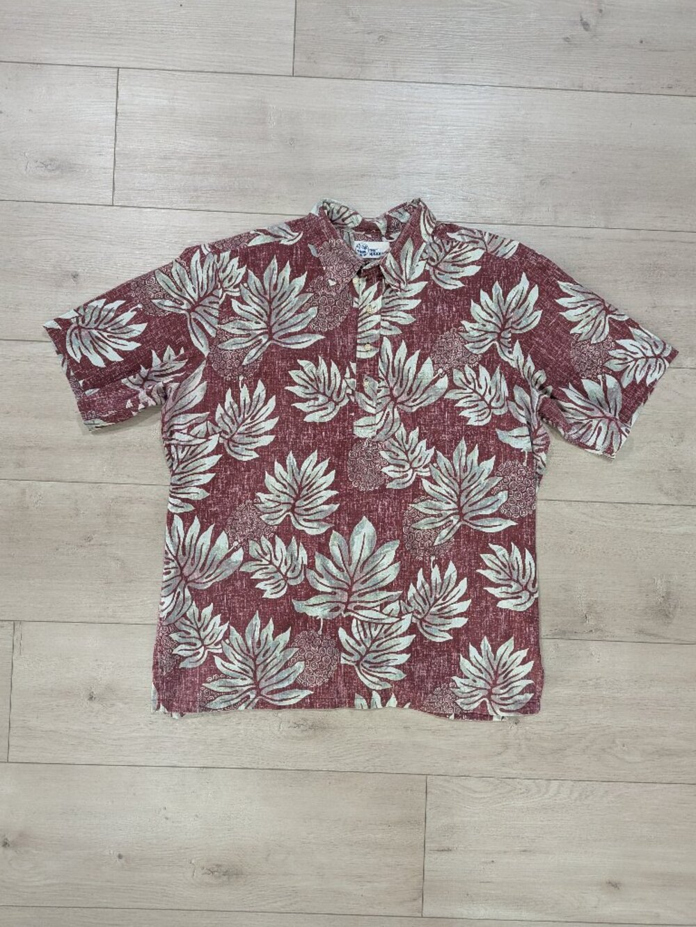 Reyn Spooner Hawaiian Shirt Mens 2XL XXL Pullover Red Aloha Floral 1/4 Button.